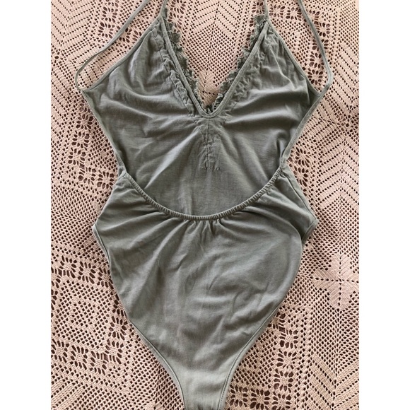 Don’t Ask Why Mint Green Bodysuit - Picture 2 of 3